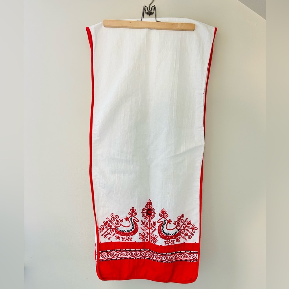 VTG Scandinavian/ Norweigan Table Runner